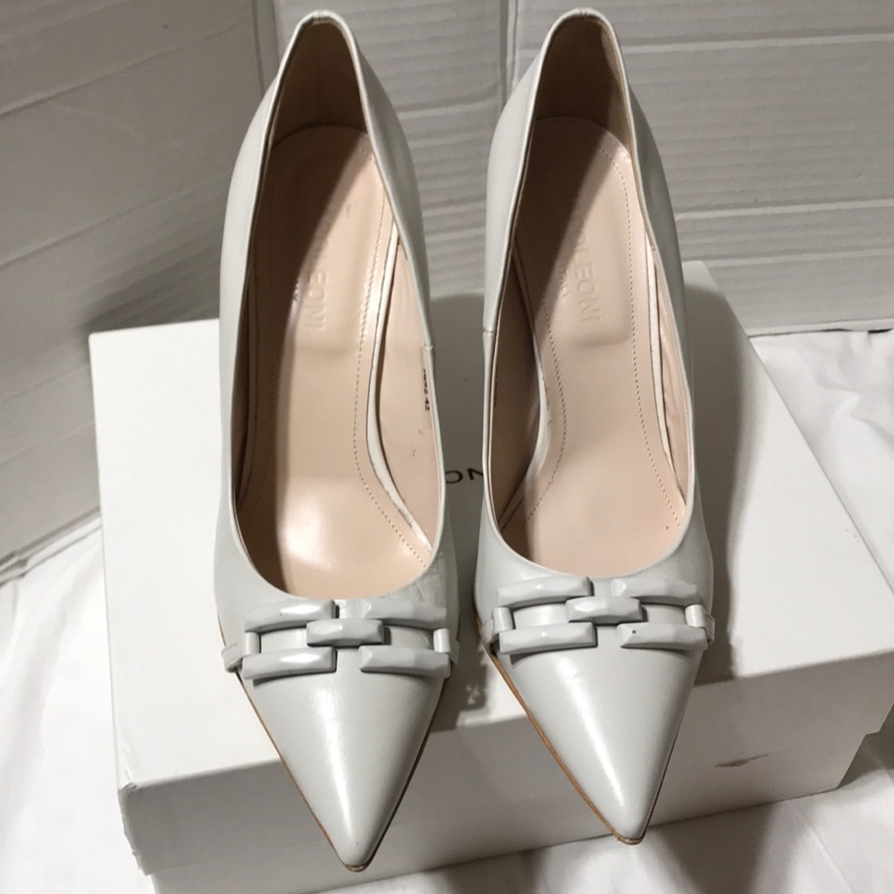 Napoleoni leather upper/lining heels. Made in Italy . EUC